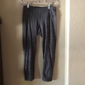 Lululemon Gray and White Patterned Leggings